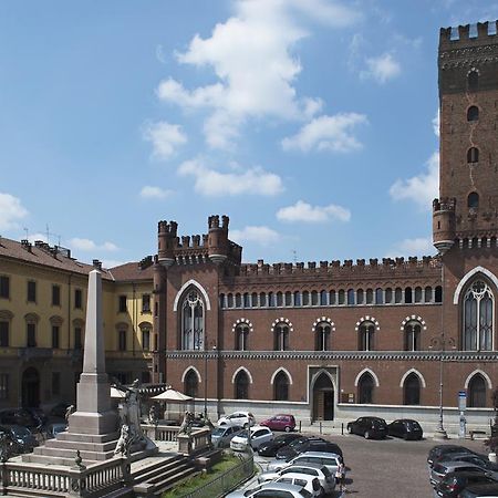 Castello Medici Del Vascello Apartment Asti Ngoại thất bức ảnh